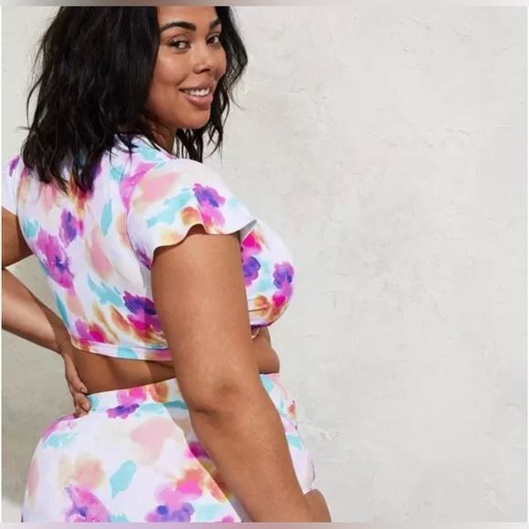 Torrid Wireless Mesh Surplice Sleeve Bikini Top 1x vacation colorful - Picture 2 of 8